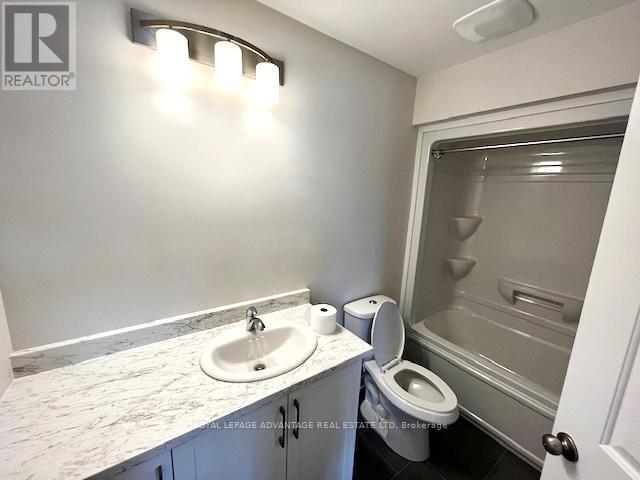 Photo du bâtiment - 69 Whitcomb Cres