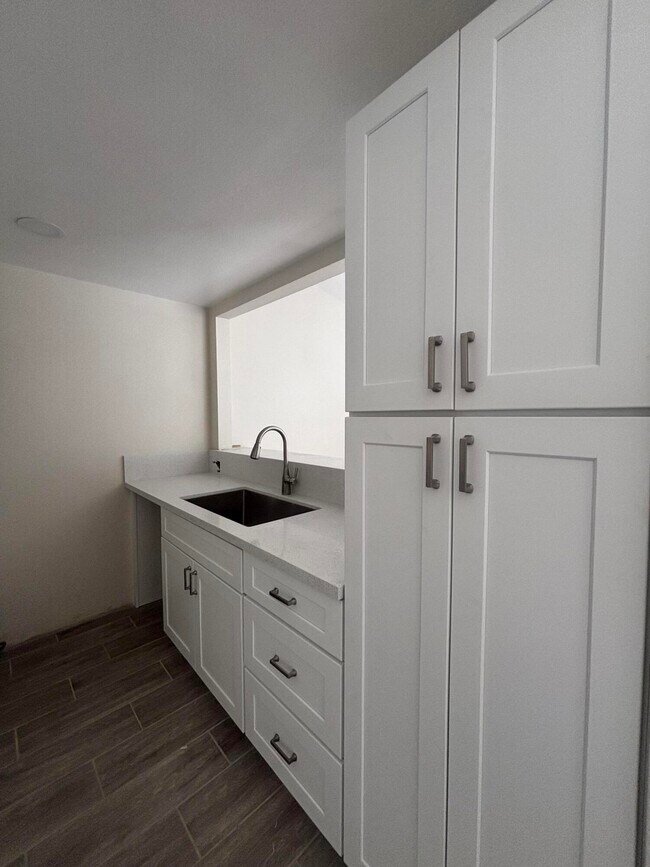 Foto del edificio - 74800 Sheryl Ave