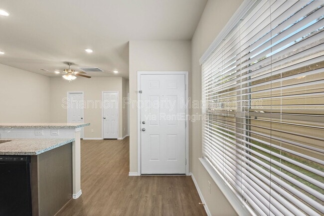 Building Photo - 9650 Warm Spring