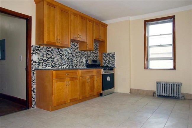Foto del edificio - 169 Whitehead Ave