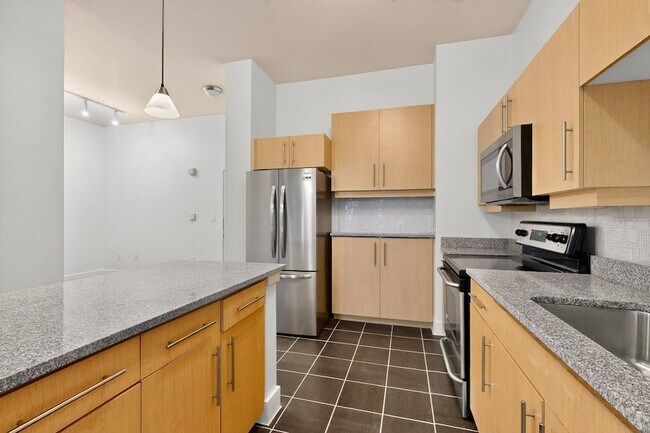 Foto del edificio - 4414 Cedar Springs Rd