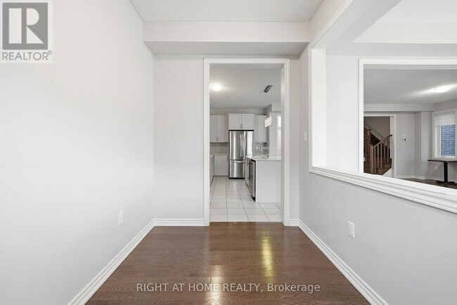 Building Photo - 2136 Coppermine St