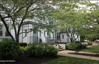 Building Photo - 188 Broad St