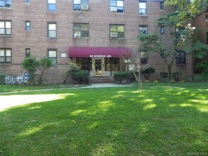 Building Photo - 46 Schenck Ave