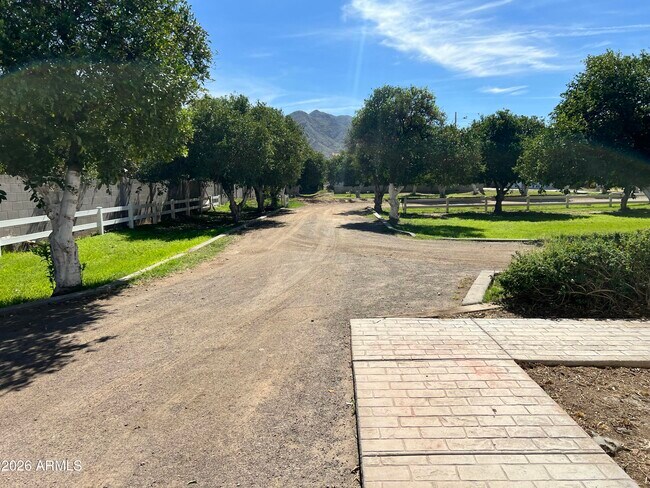 Foto del edificio - 17218 E Starflower Ct