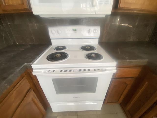 Foto del edificio - 390 E Madison Ave