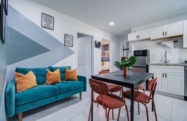 Foto del edificio - 6403 Avenue C