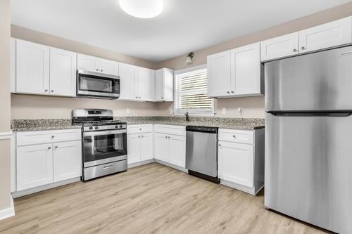 Foto del edificio - 2061 Windsor Ln SW