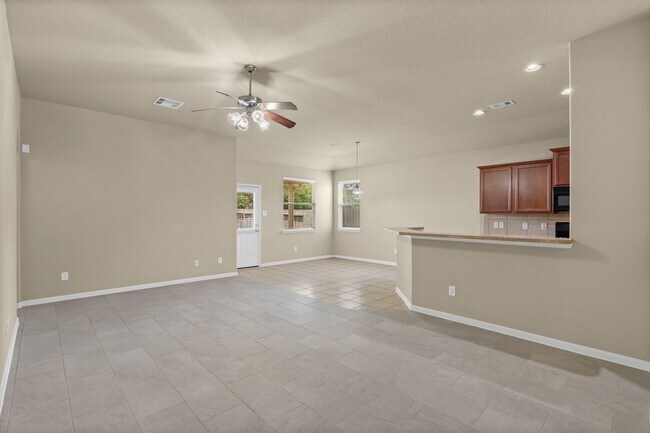 Foto del edificio - 26350 Longview Creek Dr