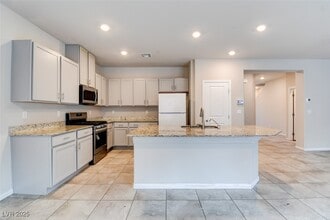 Building Photo - 479 Via Renata