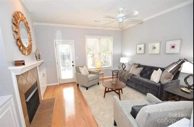Foto del edificio - 2707 Dilworth Heights Ln
