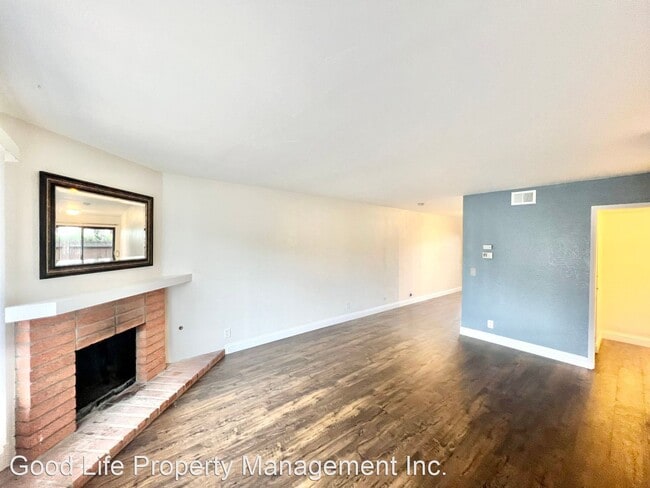 Building Photo - 2 br, 1.5 bath House - 3575 Monair Drive U...