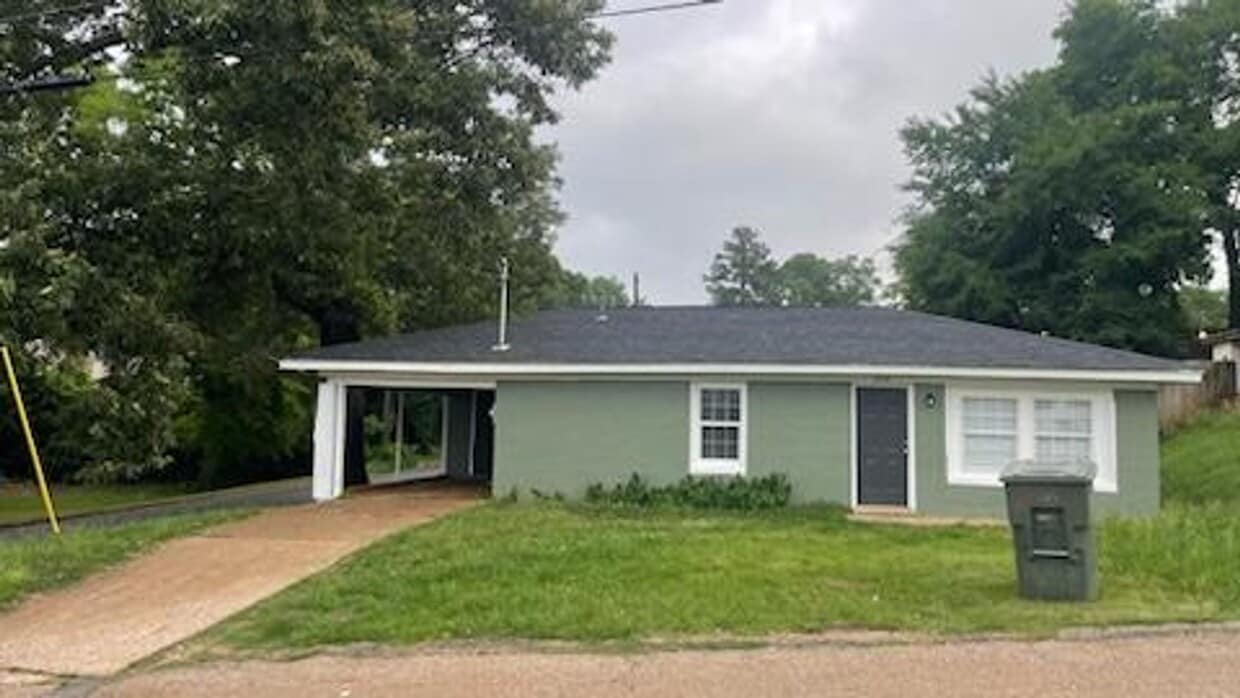 226 W Starr Ave, Nacogdoches, TX 75961 House Rental in Nacogdoches, TX