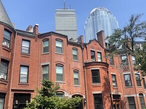 Building Photo - 115 St Botolph St