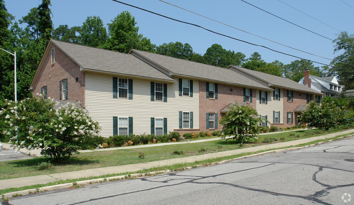 Primary Photo - 301-305 Hinsdale Ave