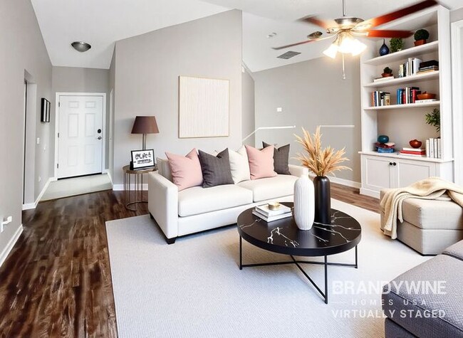 Building Photo - 8592 Bandera Cir W