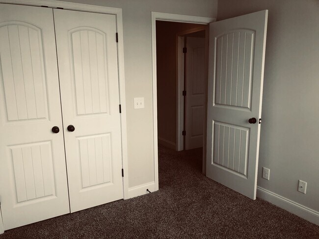 Foto del edificio - 272 Signature Pl