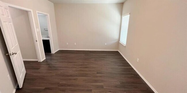 Foto del edificio - 3412 Scott Cir