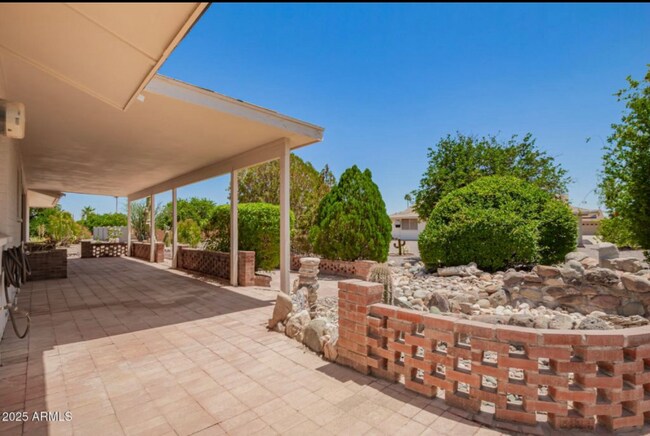 Building Photo - 10325 W Cameo Dr