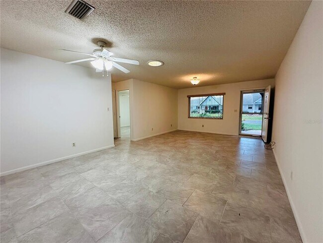 Foto del edificio - 8745 SW 92nd Pl