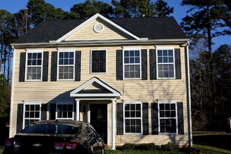 Building Photo - 945 Ujamaa Dr