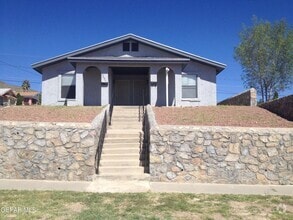 Building Photo - 2401 Copper Ave