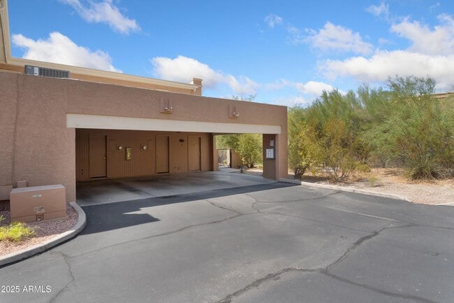 Foto del edificio - 10420 North 11th St