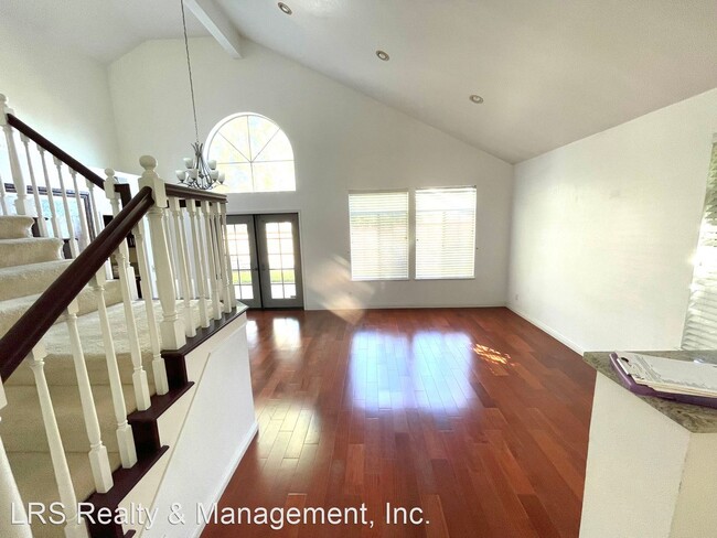 Building Photo - 4 br, 3 bath House - 15390 Green Valley Dr