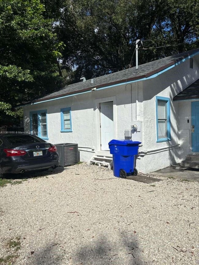Foto del edificio - 5606 NW 8th Ave