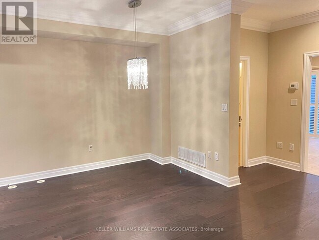 Building Photo - 25 Compass Way
