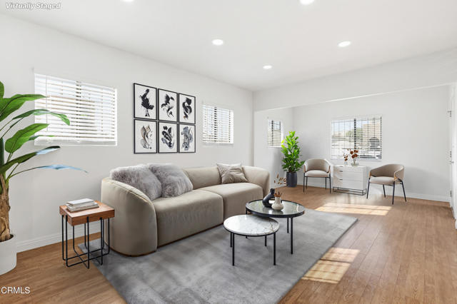 Foto del edificio - 1020 Cerritos Ave