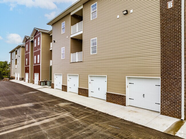 Foto del edificio - 229 E. Johnson Circle