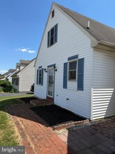Building Photo - 536 Bracken Dr