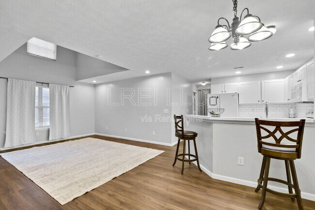 Foto del edificio - 8439 Grand Trevi Dr
