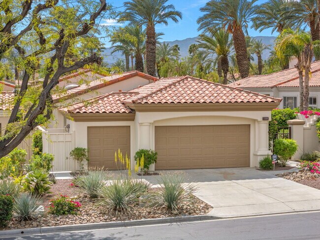 Building Photo - 133 Rainbird Cir
