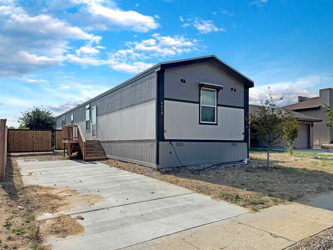 Building Photo - 4410 Black Buck Cir