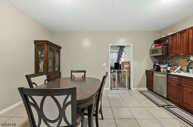 Foto del edificio - 15 Wales Ave