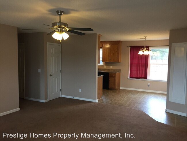 Foto del edificio - 3 br, 2 bath House - 407 Alec Circle