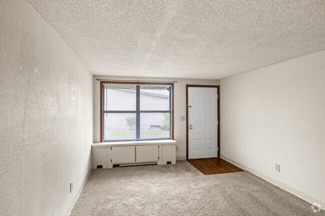 1 dormitorio, 1 baño - 576 pies cuadrados - Sala de estar - Shadetree