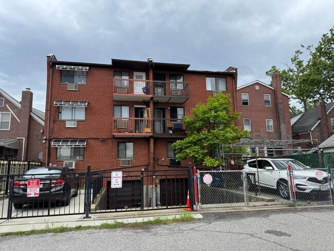 Building Photo - 56-07 84th St