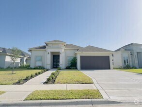 Building Photo - 3021 E Bella Vista Ave
