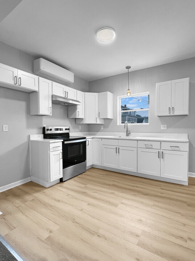 Kitchen - 186 Rodman St