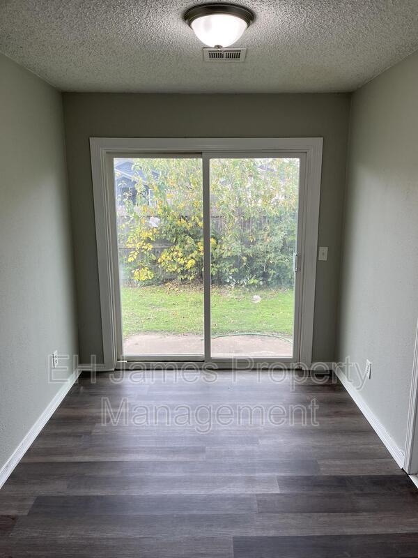 Foto del edificio - 10802 E 14th Ct