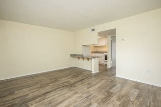 Interior Photo - Misty Oaks