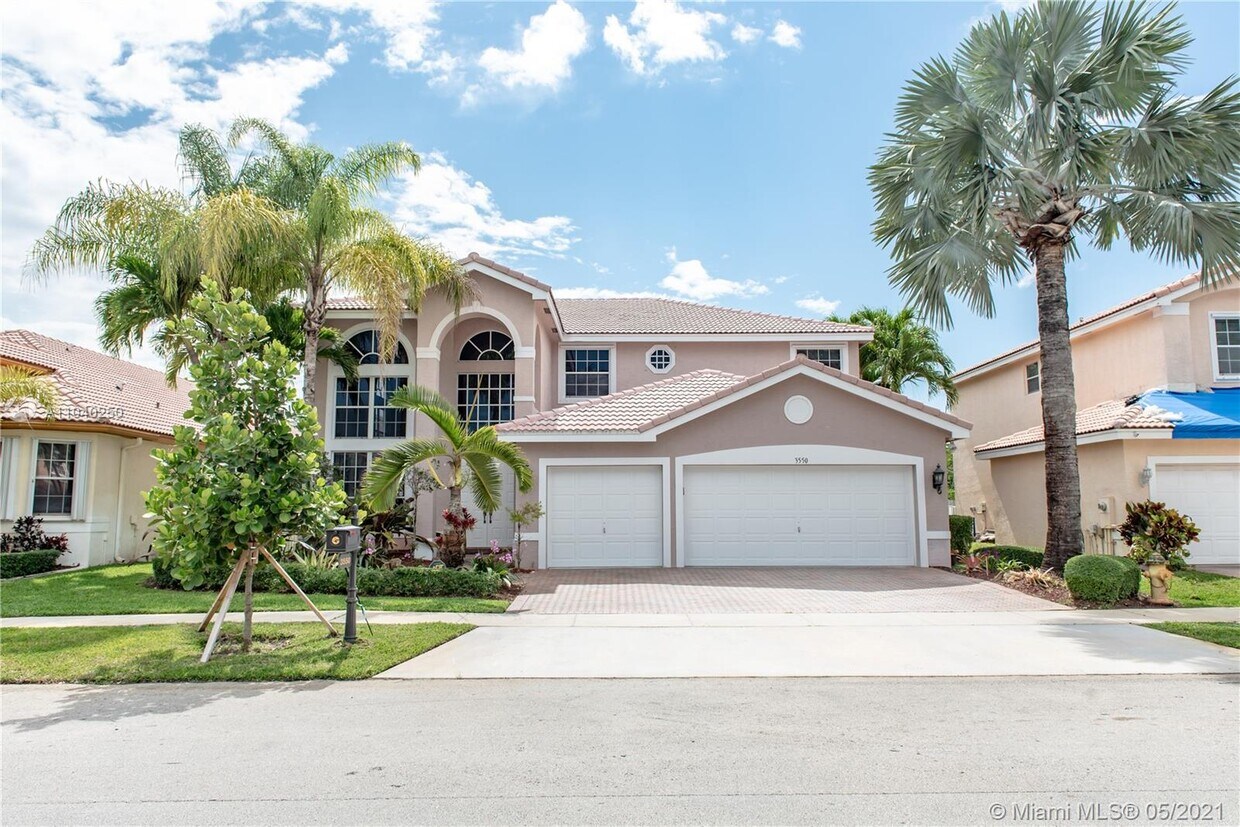 Primary Photo - 3550 SW 177th Ave