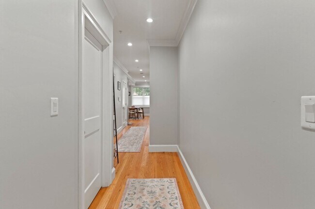 Building Photo - 23 Bowdoin Ave