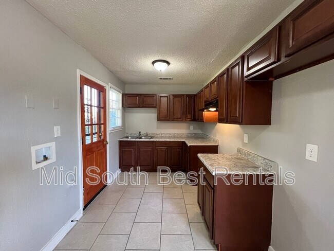 Foto del edificio - 3201 Old Horn Lake Rd