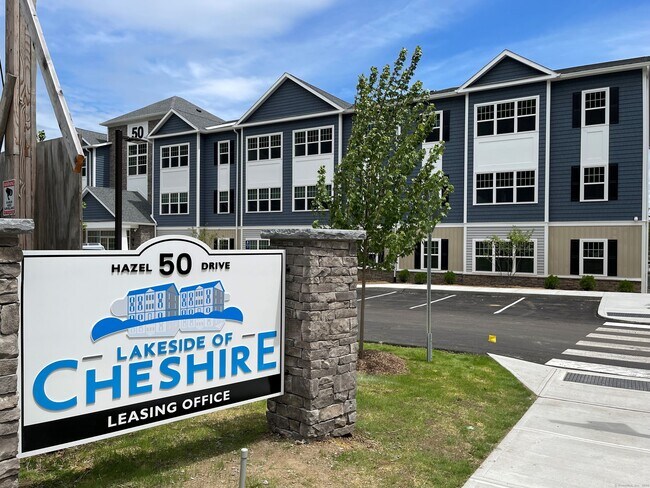 Building Photo - 60 Hazel Dr