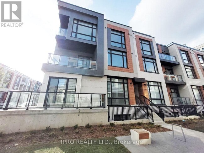 Building Photo - 12-1112 David Eyer Rd