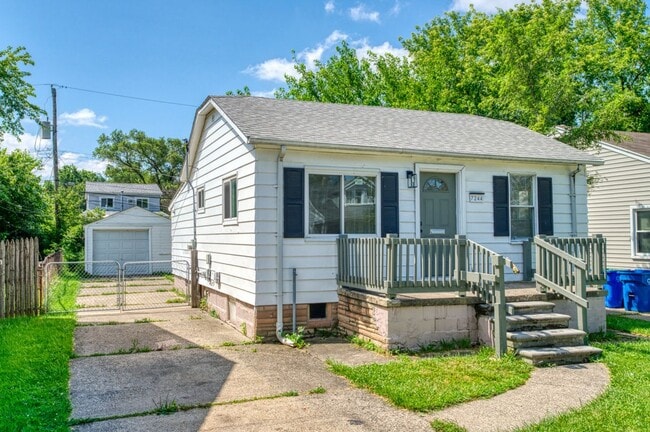 Building Photo - 7244 Ford Ave